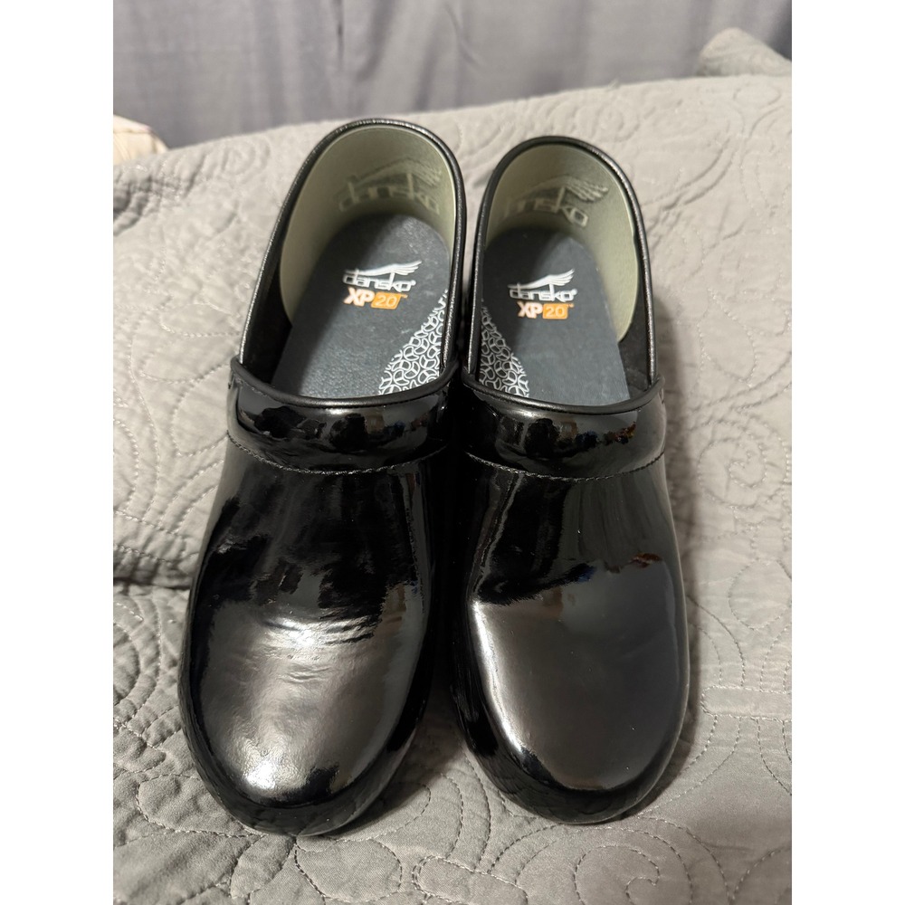 Dansko XP 2.0 Black Patent Leather Clogs Professional Nursing Shoes Womens 40